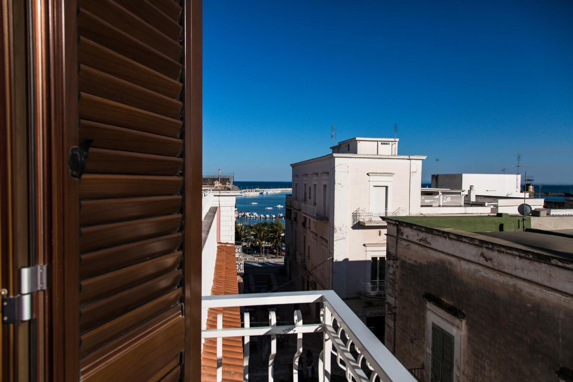 Casa Manfredi - Manfredi Homes&Villas マンフレドーニア エクステリア 写真